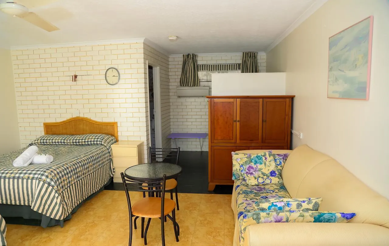 **  Queenslander Motel Gold Coast Australia